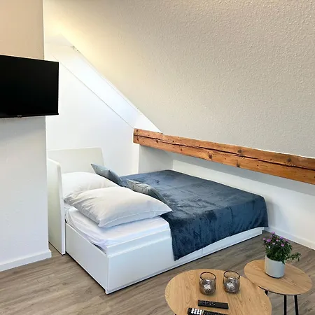 Lgh-moderne, Ruhige Wohnung, Naehe Zum Flughafen Und Autobahn, 24h-self-check-in, Vollausgestattet, Disneyplus, Waschmaschine شقة *